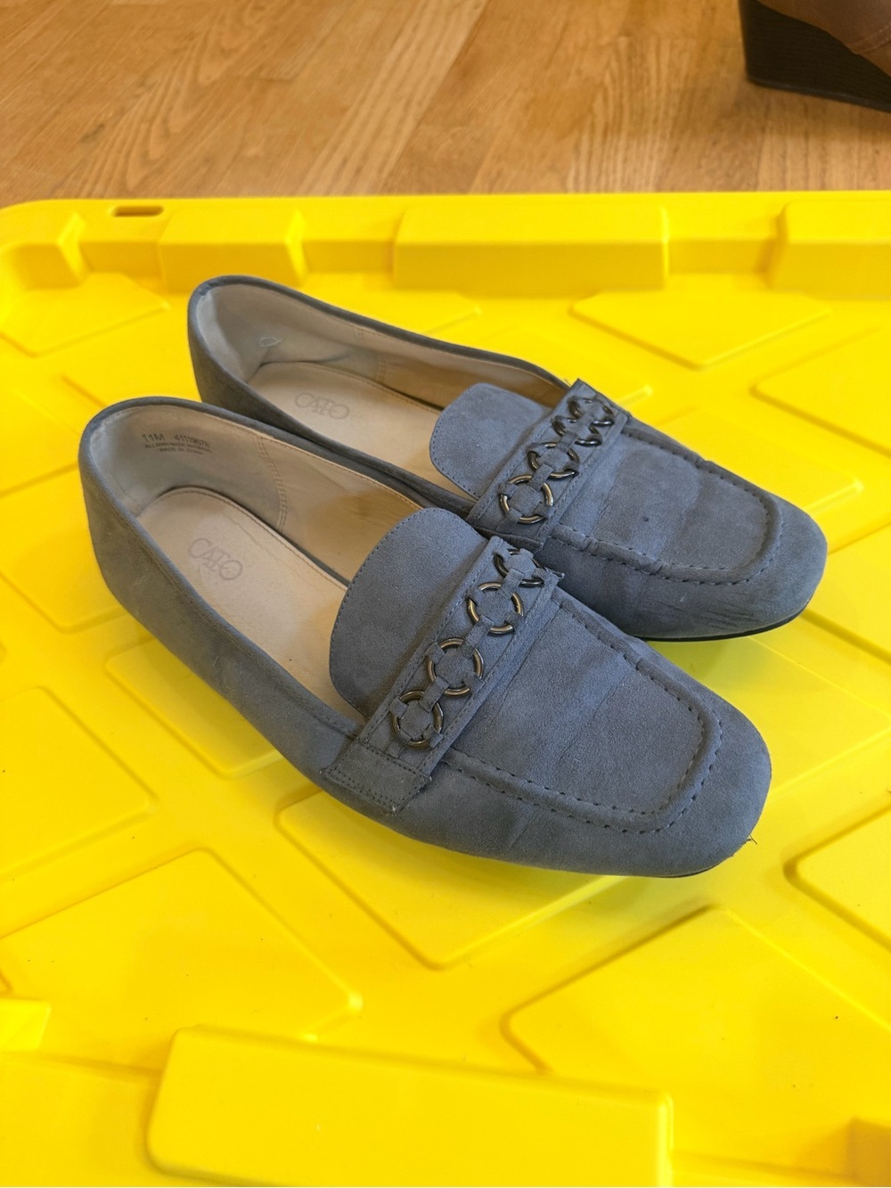 Ladies Size 11 "Cato" Slate Gray Suede-Like Chain-Trim Loafers GUC
